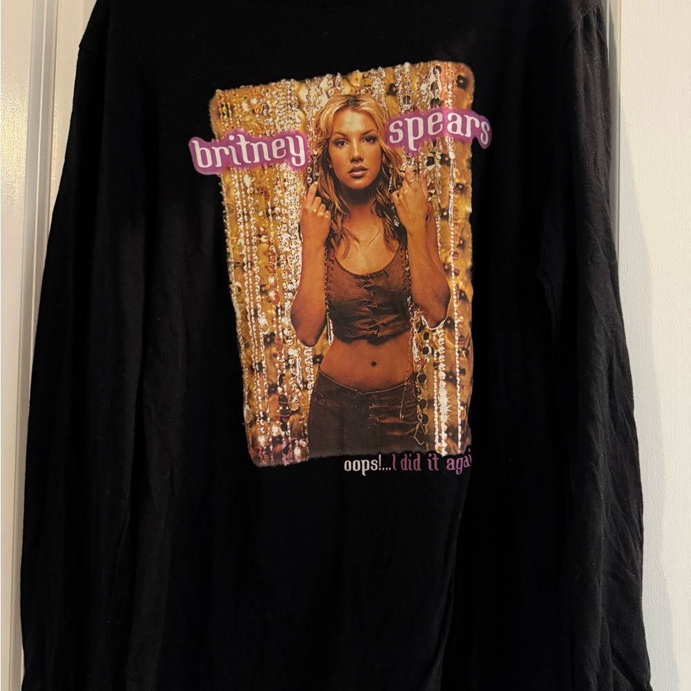 Black Graphic Long Sleeve Top